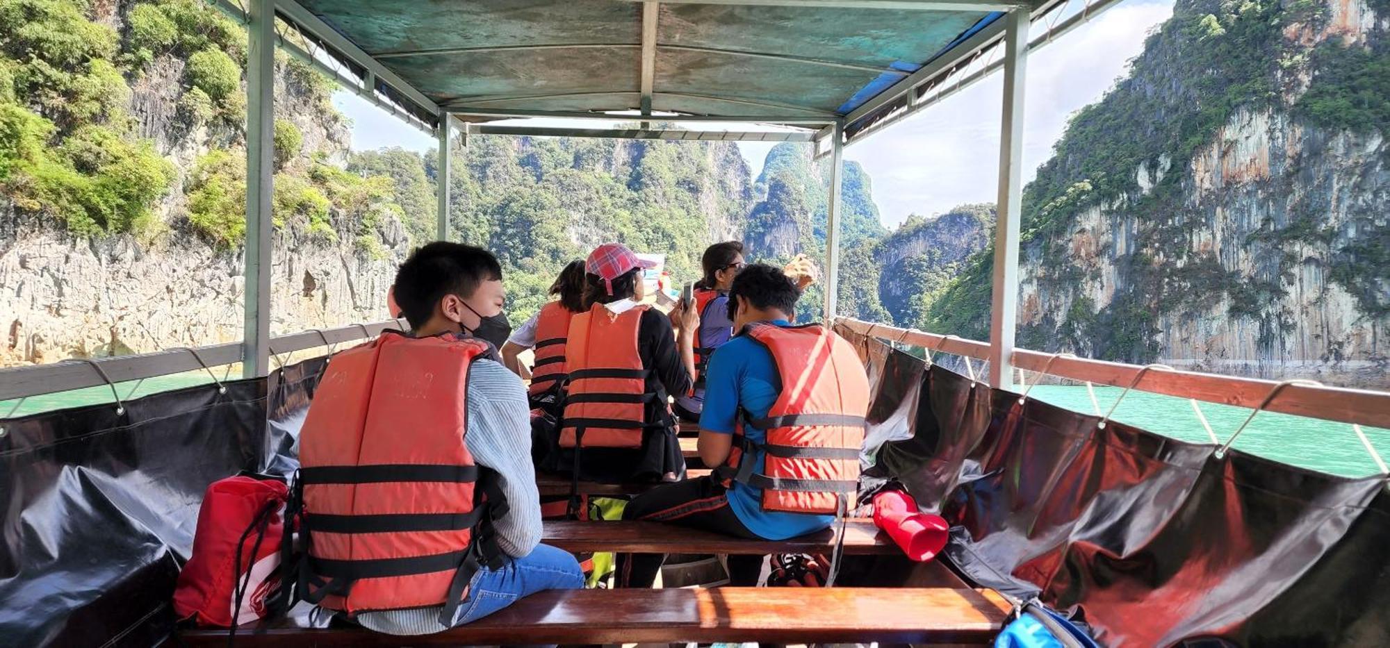 Khaosok Happy House Bed and Breakfast Khao Sok National Park Buitenkant foto