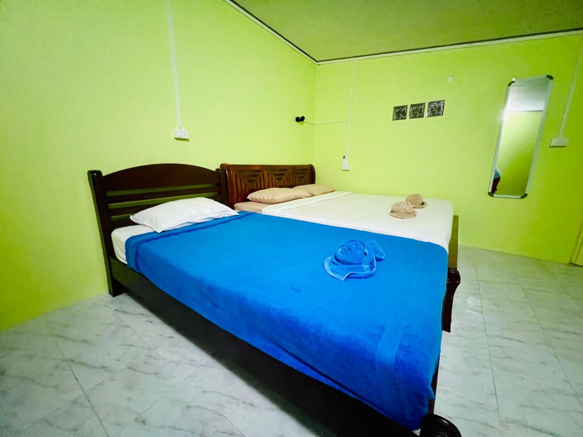 Khaosok Happy House Bed and Breakfast Khao Sok National Park Buitenkant foto